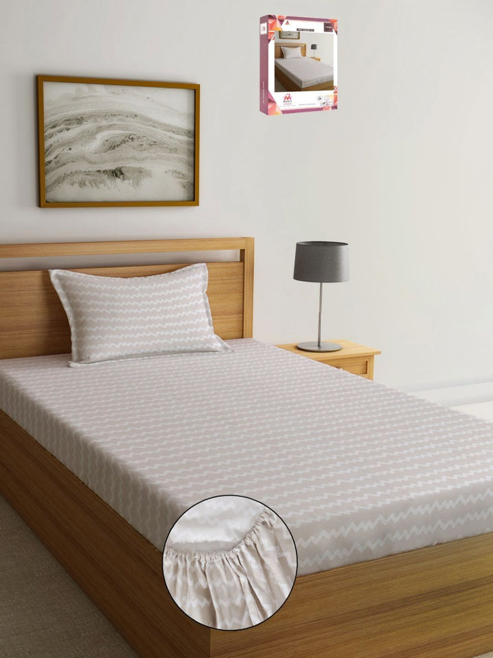 Myntra Elegant Homes Beige Chevron Polycotton Breathable 300 TC Dilengkapi Cadar Single Halus dengan Sarung Bantal-220 x 150 cm
