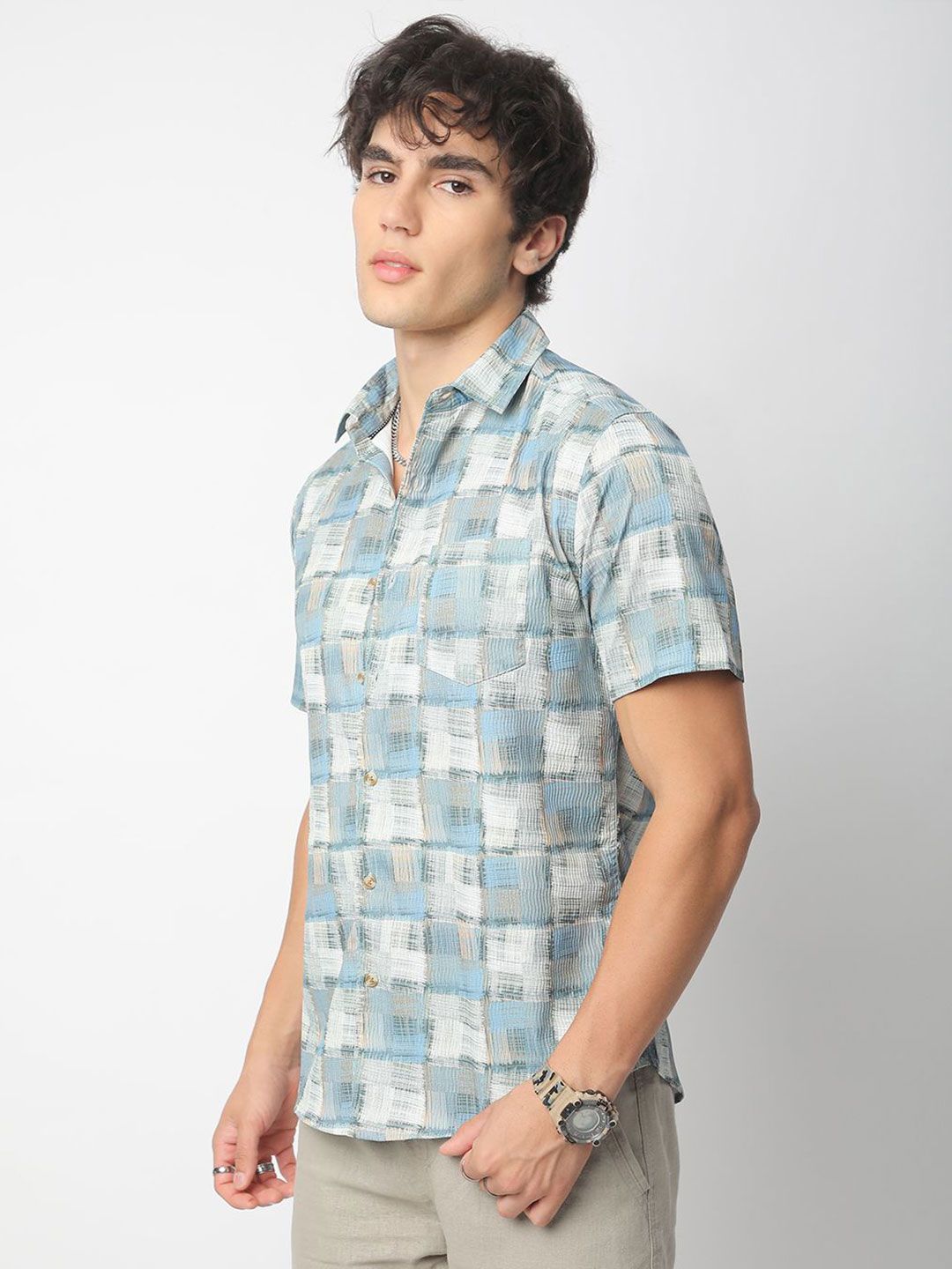 VASTRADO Men Classic Spread Collar Geometric Printed Cotton Slim Fit Casual Shirt