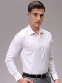 The Indian Garage Co. X Luxe Men Slim Fit Opaque Checked Formal Shirt