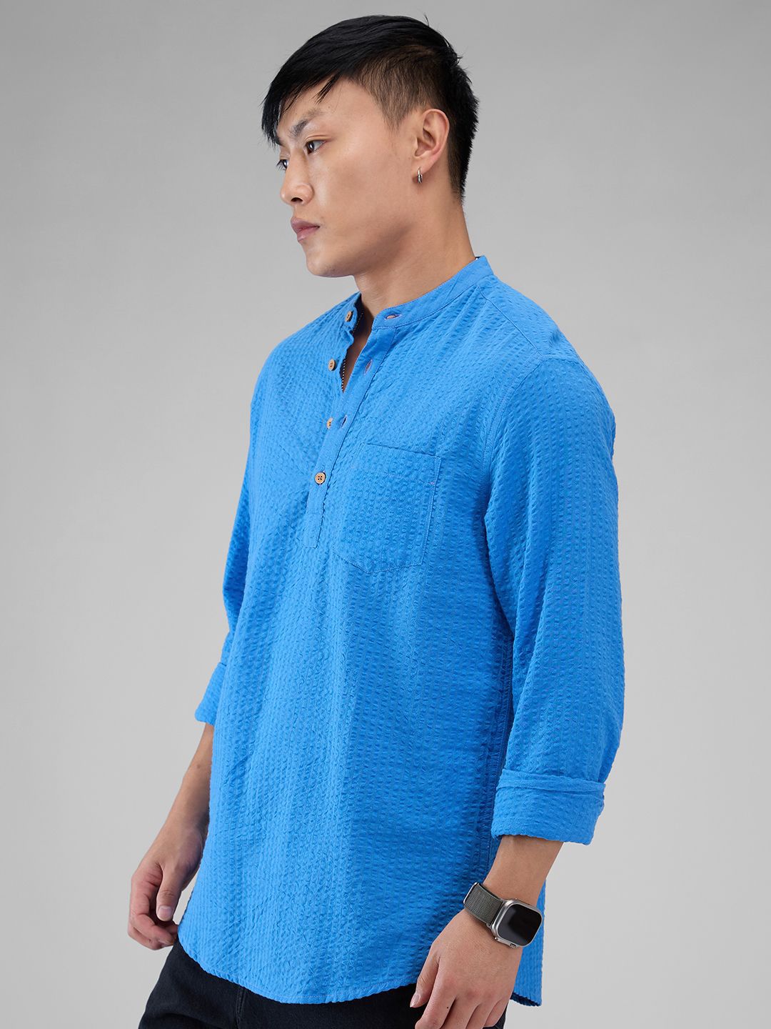 VASTRADO Self Design Mandarin Collar Straight Short Kurta