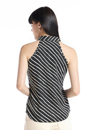 Bewakoof Women Standard Spread Collar Vertical Striped Casual Shirt