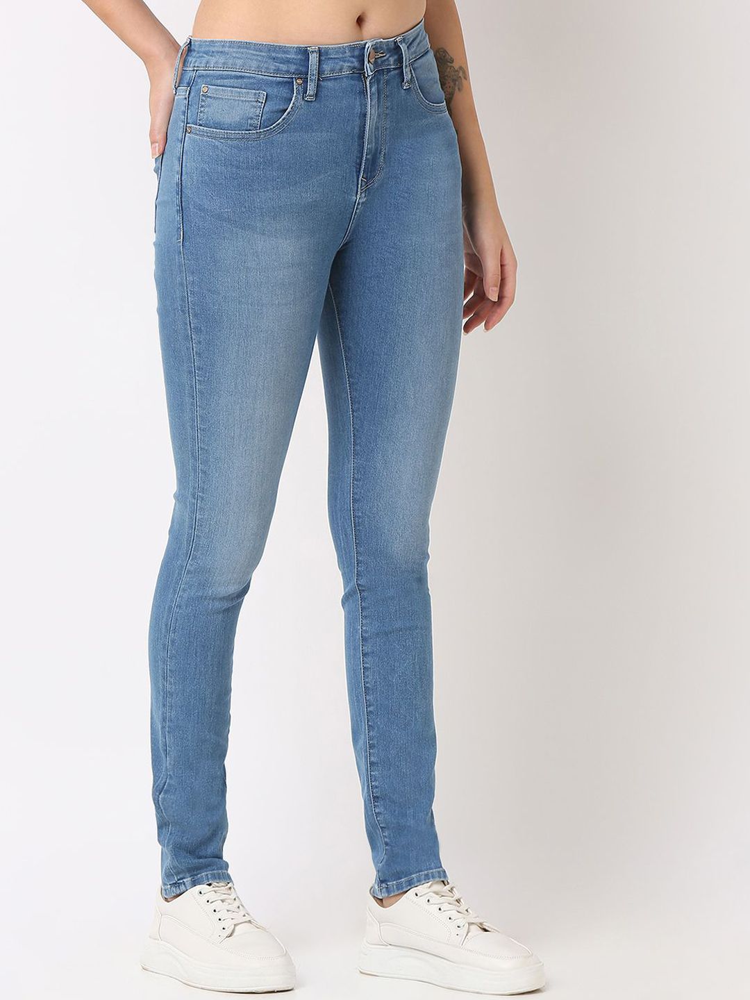 SPYKAR Women Skinny Fit Light Fade Jeans