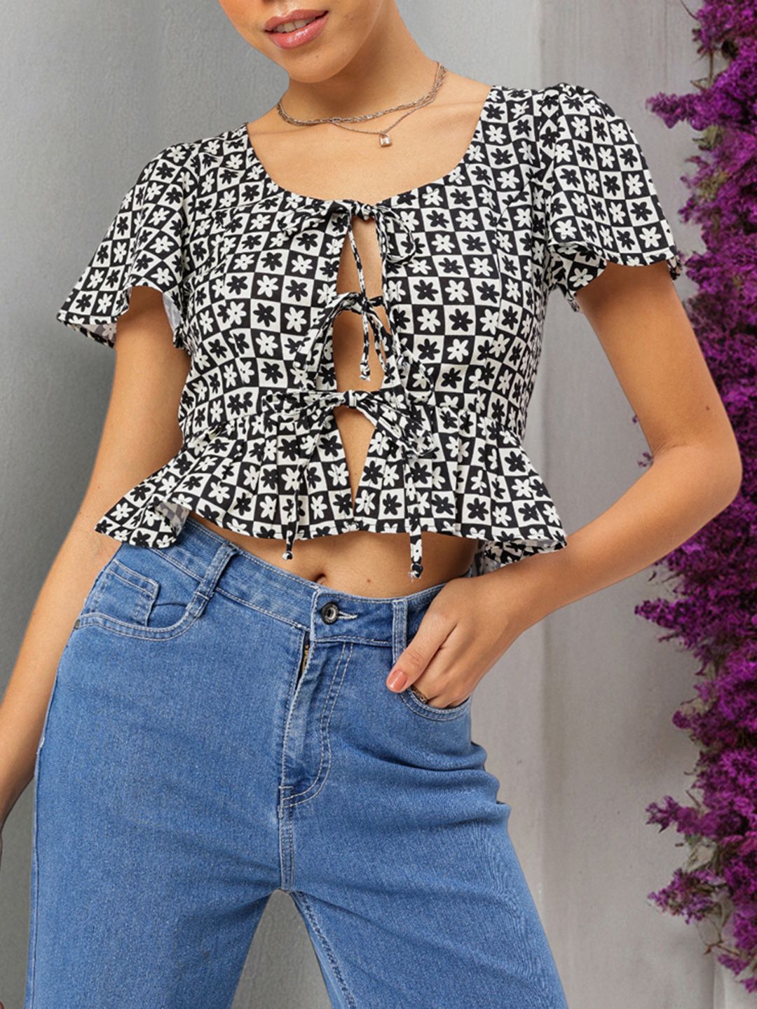 DressBerry Checked-Out Chic Floral Monochrome Peplum Top