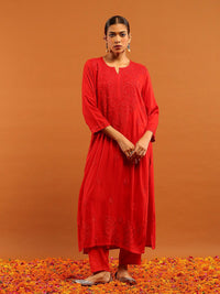 Rumah Wanita Chikankari Kurta Bersulam Chikankari Rayon Merah