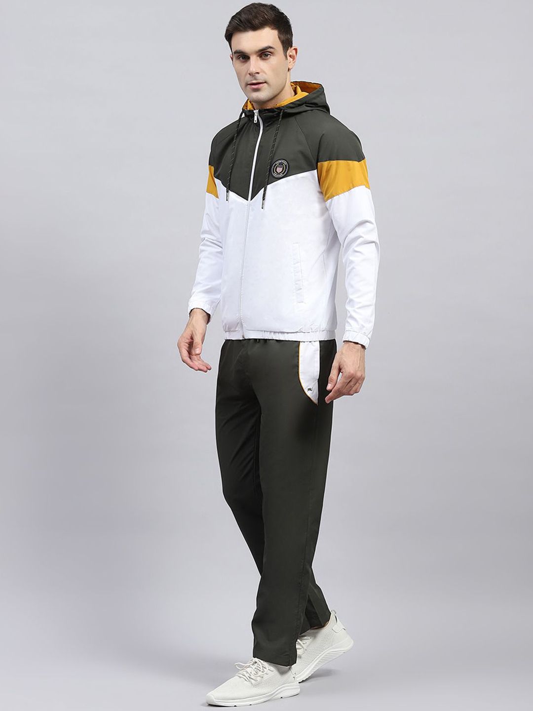 Monte Carlo Men Colourblocked Long Sleeves Hooded Neck Tracksuits