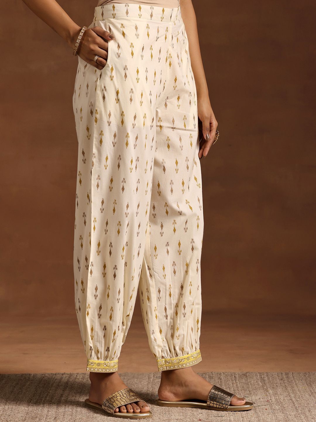 Libas Women Floral Printed Regular Beads and Stones Pure Cotton Kurta with Salwar