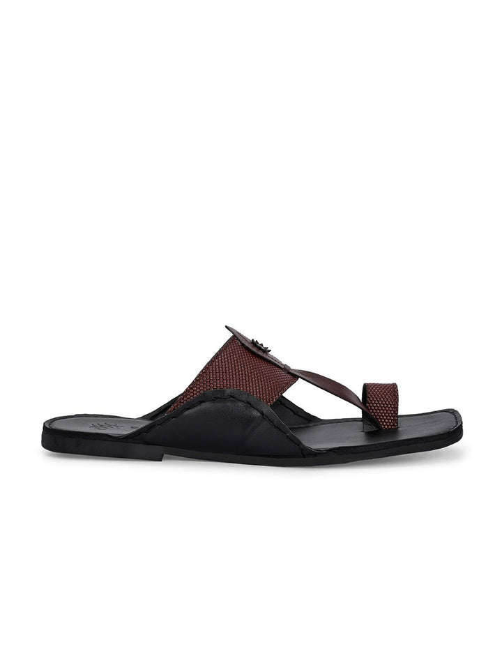 House of Pataudi Men Casual Slip On Kolhapuris