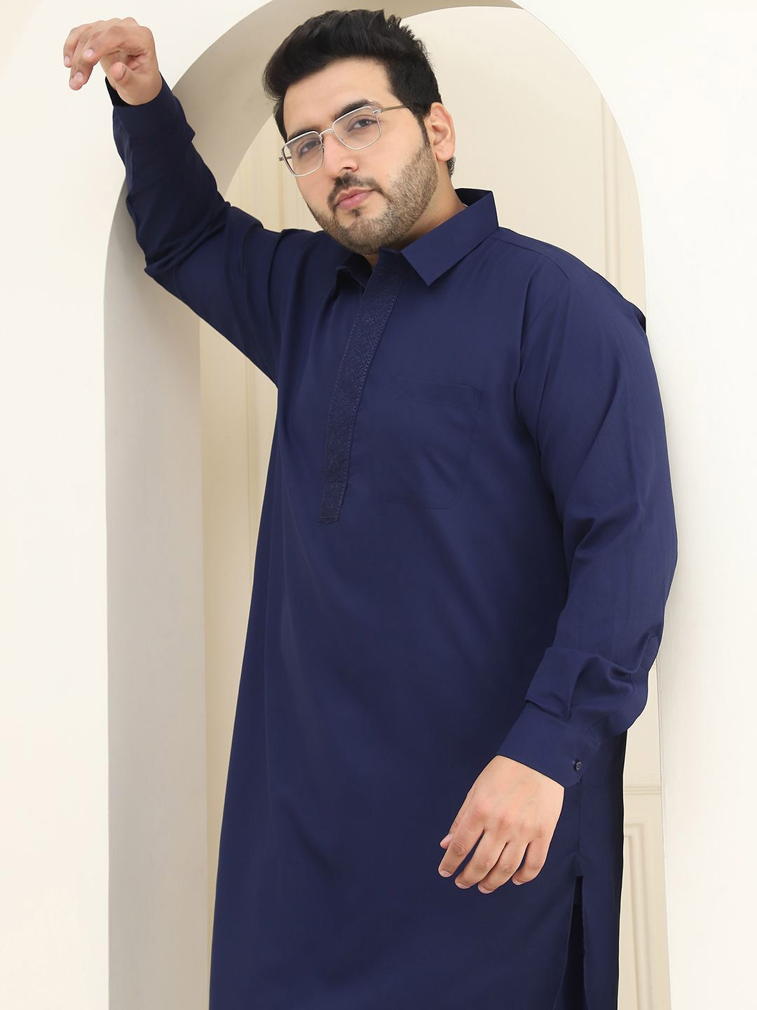 SOJANYA PLUS Shirt Collar Regular Straight Kurta with Salwar