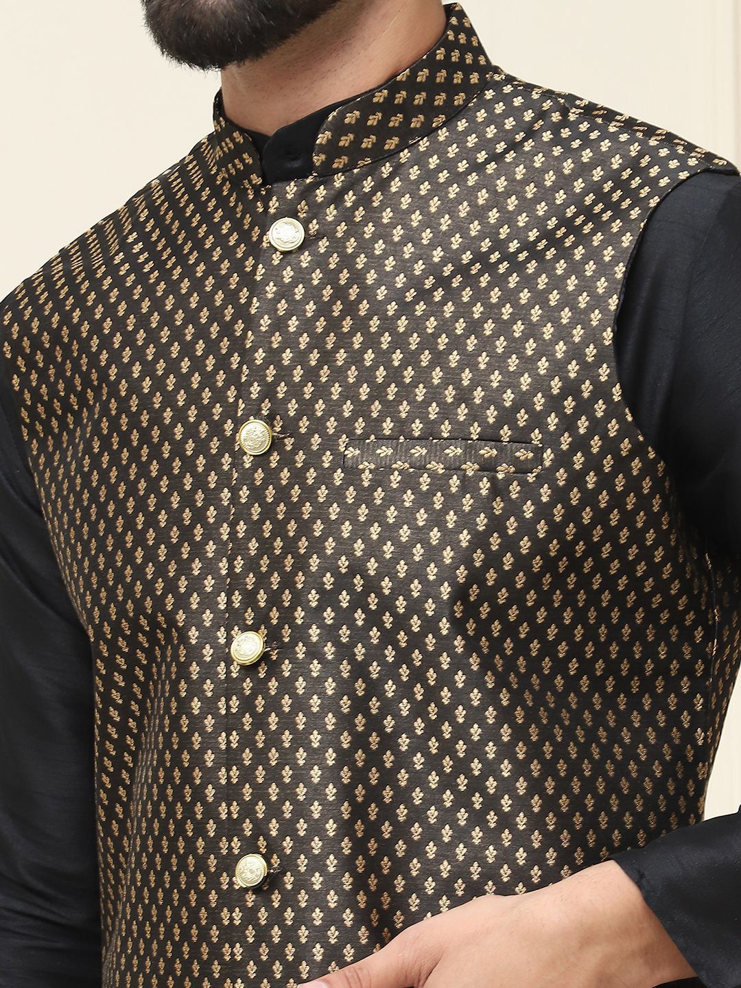 SOJANYA Mandarin Collar Kurta With Churidar & Nehru jacket