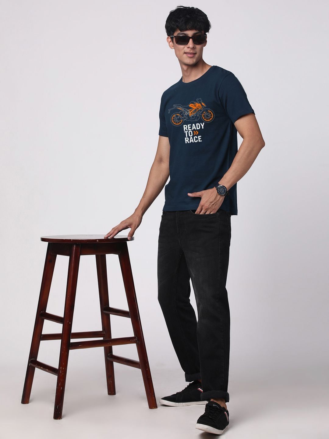 ADRO Men Graphic Printed Round Neck Cotton T-shirt