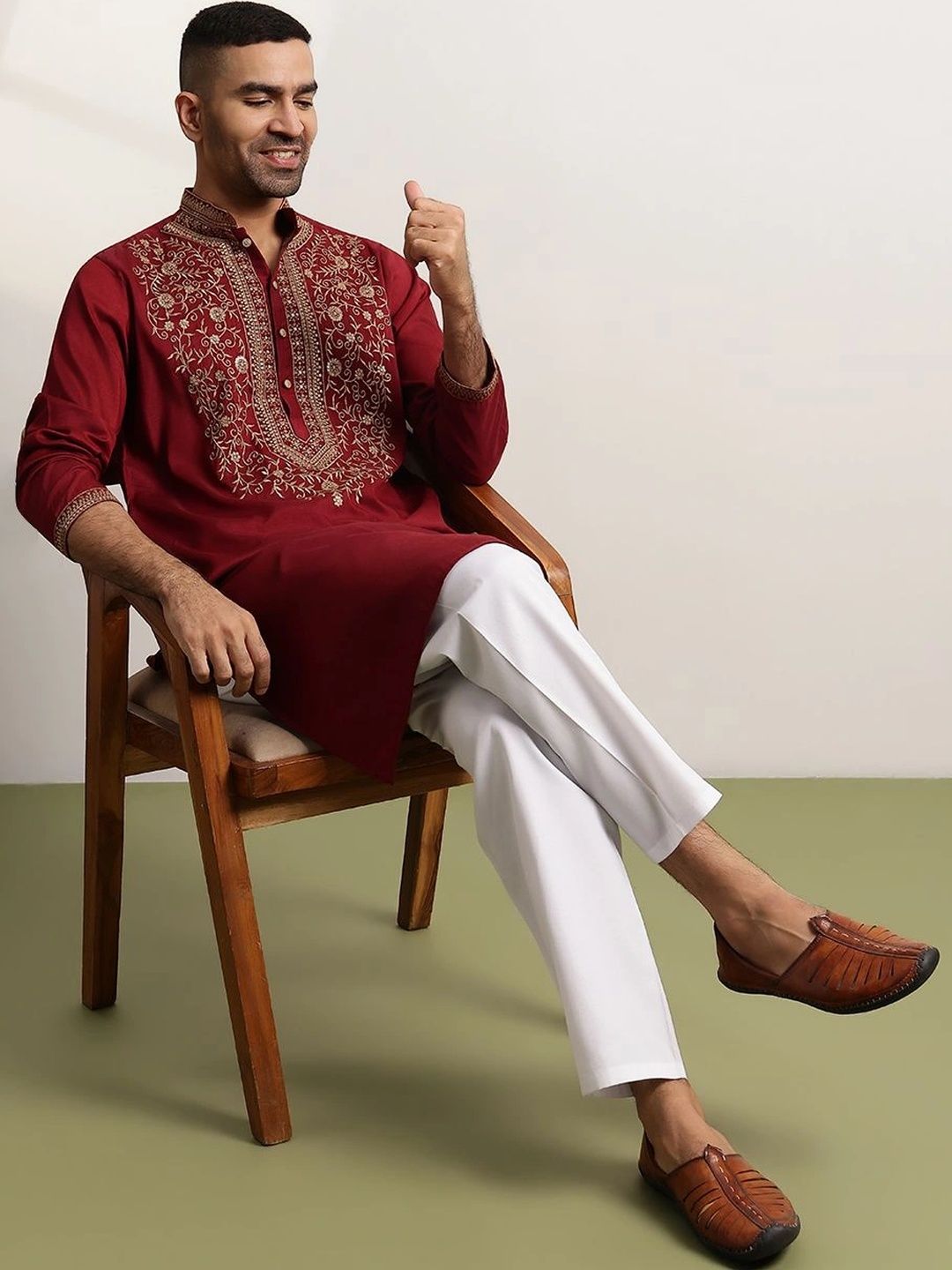 Anouk Men Ethnic Motifs Embroidered Regular Kurta with Pyjamas