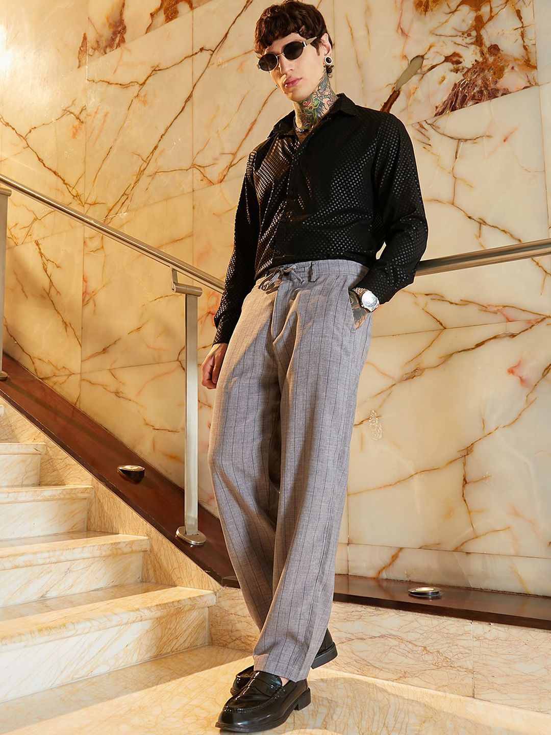 Campus Sutra Men Relaxed Fit Mid Rise Comfort Trousers