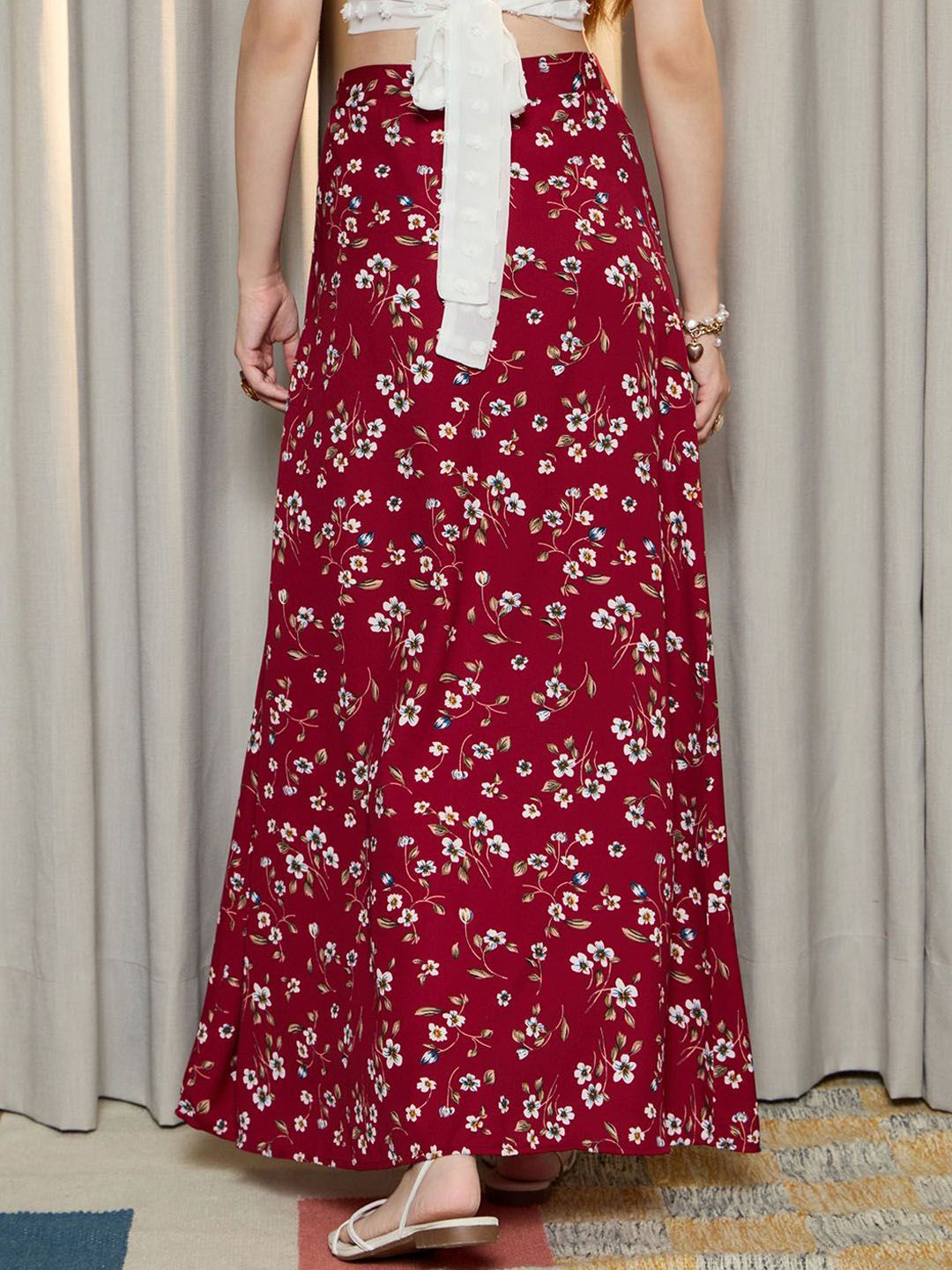 Berrylush Floral Printed Flared A-Line Maxi Skirt