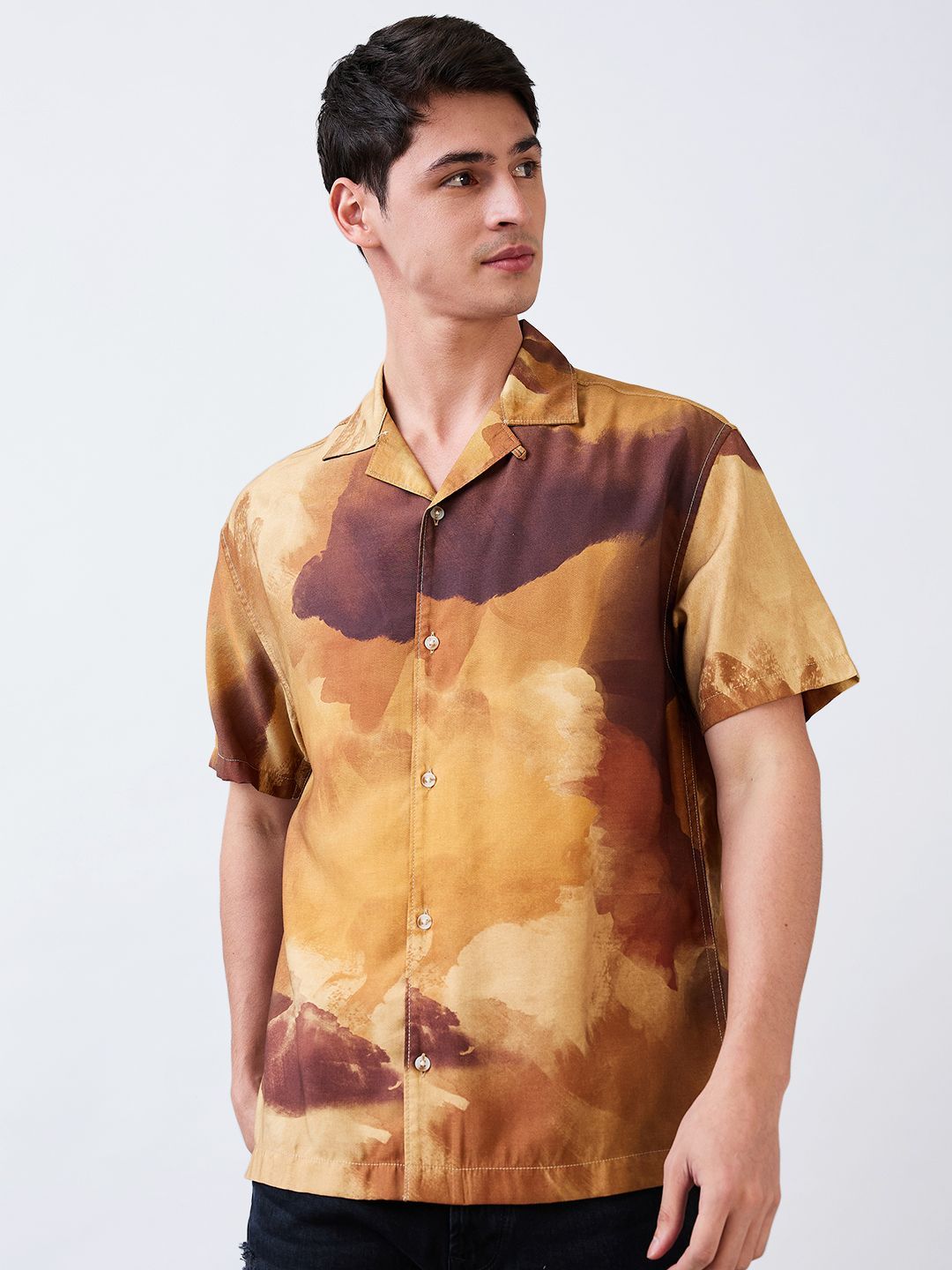 SPYKAR Men Relaxed Fit Cuban Collar Abstract Printed Casual Shirt