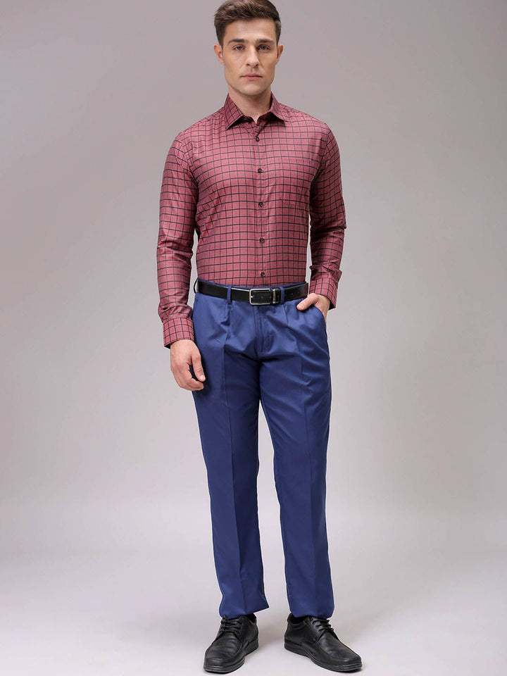 The Indian Garage Co. X Luxe Men Slim Fit Opaque Checked Formal Shirt