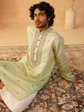 Jompers Floral bersulam Mandarin Collar Kurta dengan seluar