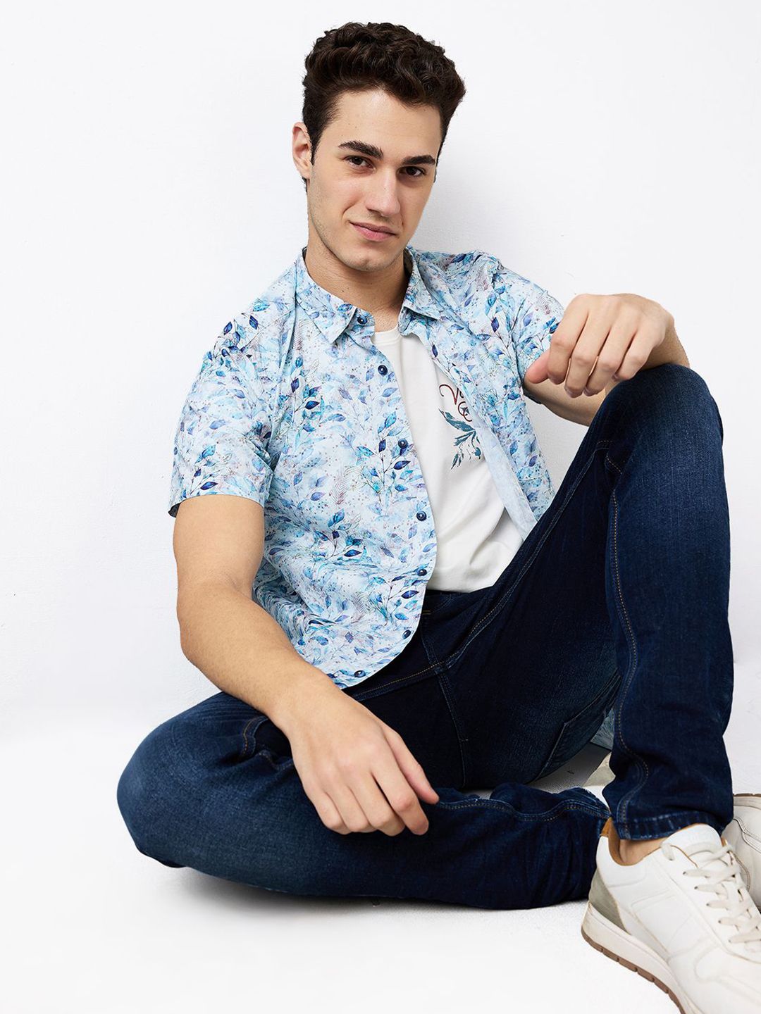 SPYKAR Men Spread Collar Floral Printed Cotton Casual Shirt