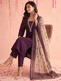 Mamicha Women Ethnic Motifs Embroidered Regular Thread Work Kurta with Trousers & With Dupatta