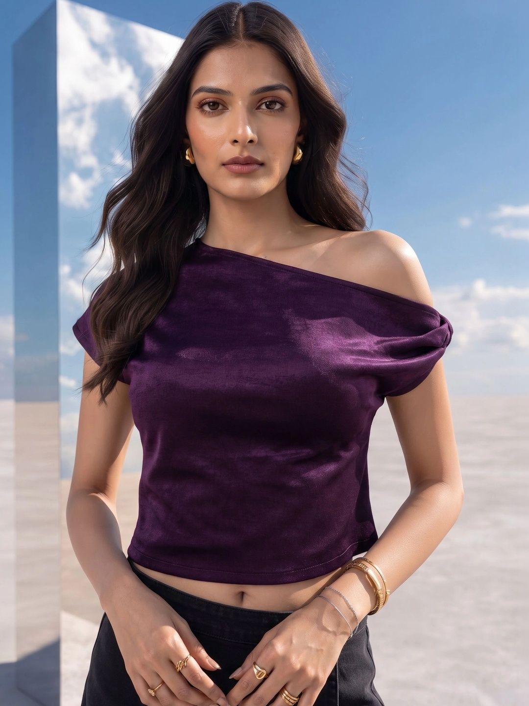 Mamicha Off-Shoulder Crop Top