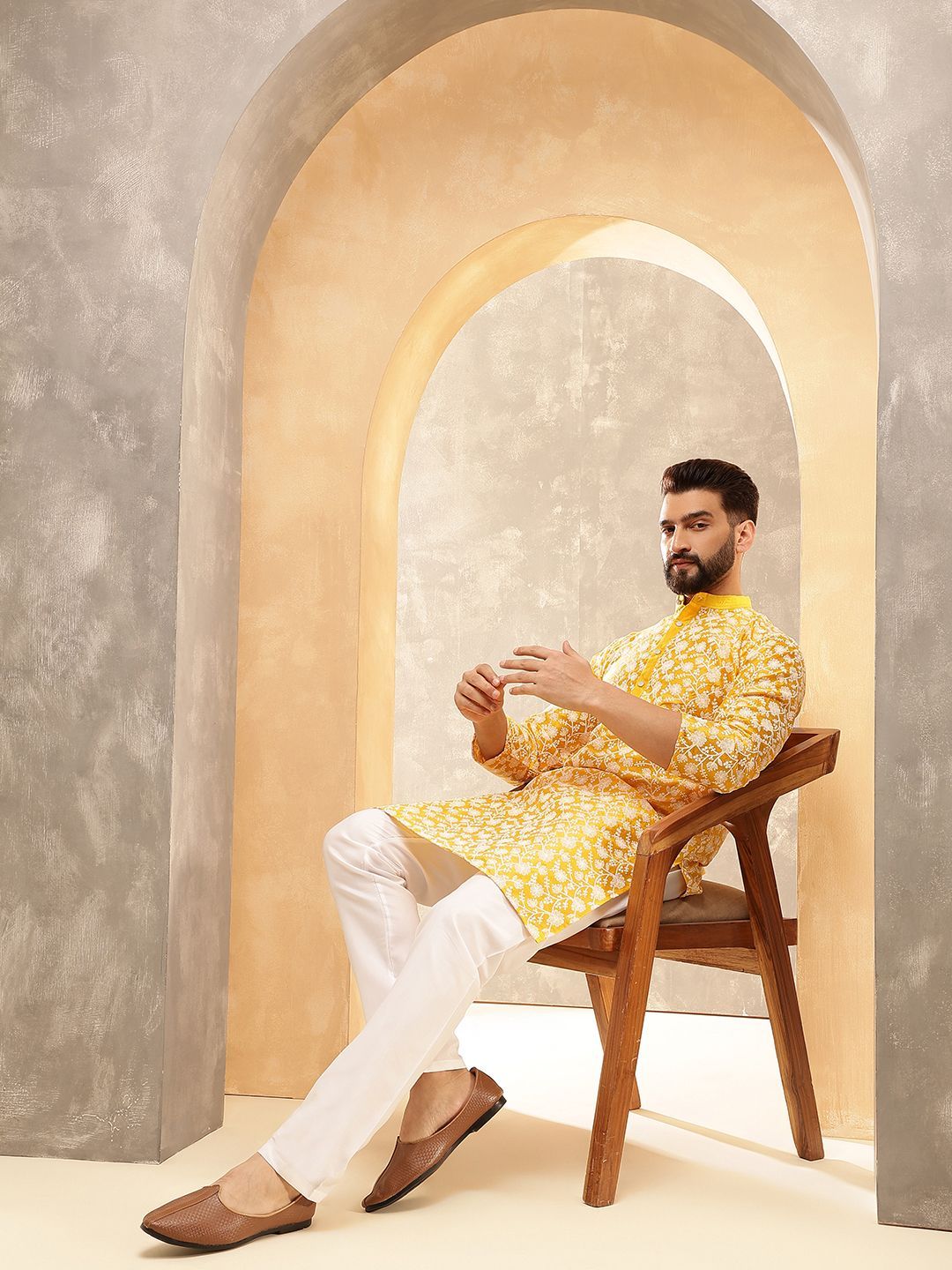 Kurta Lurus Kolar Mandarin Bersulam Bunga Sawi Anouk Dengan Piyama