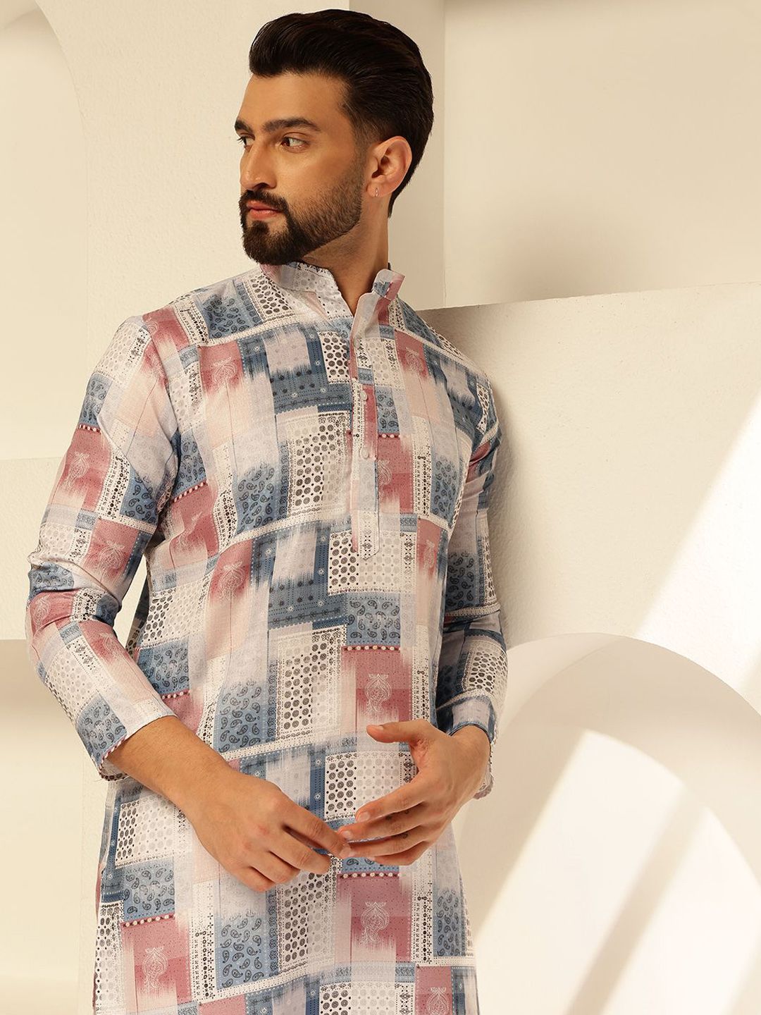 SOJANYA Geometric Printed Cotton Straight Kurta