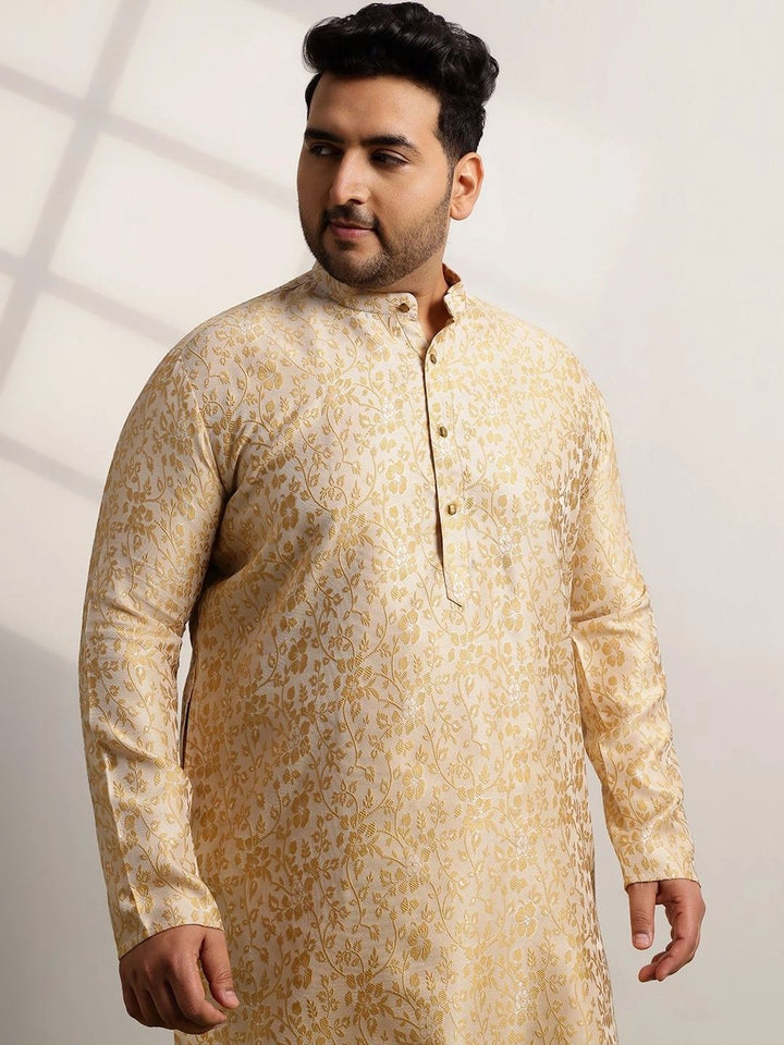 SOJANYA PLUS Men Floral Kurta