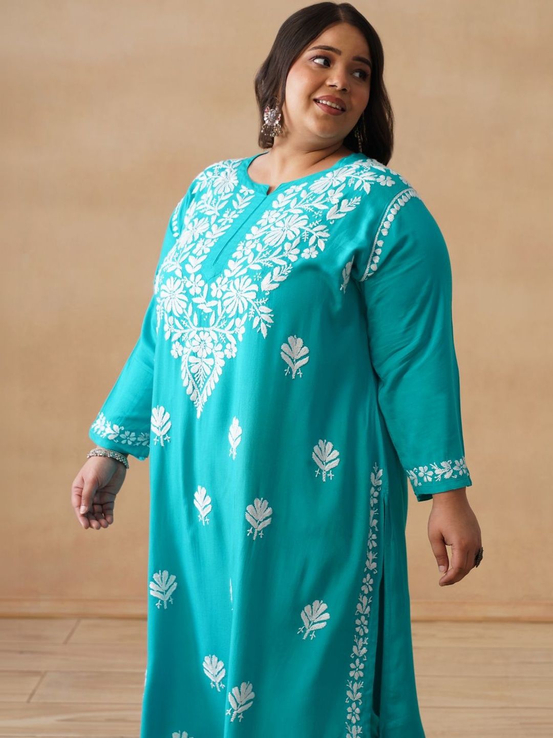 House of Chikankari Women Solid Green 2 Pieces Regular Kurta with Trousers Set