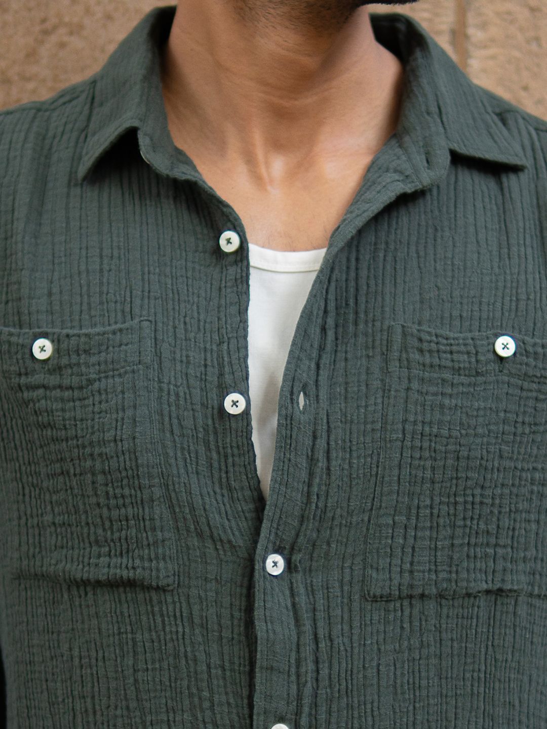 Powerlook Men Textured Spread Collar Cotton Casual Shirt
