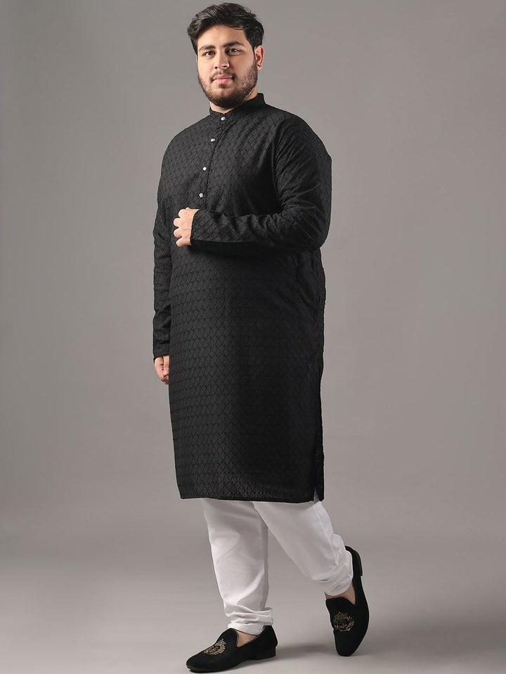 SOJANYA PLUS Size Sulam Chikankari Band Collar Pure Cotton Kurta Lurus