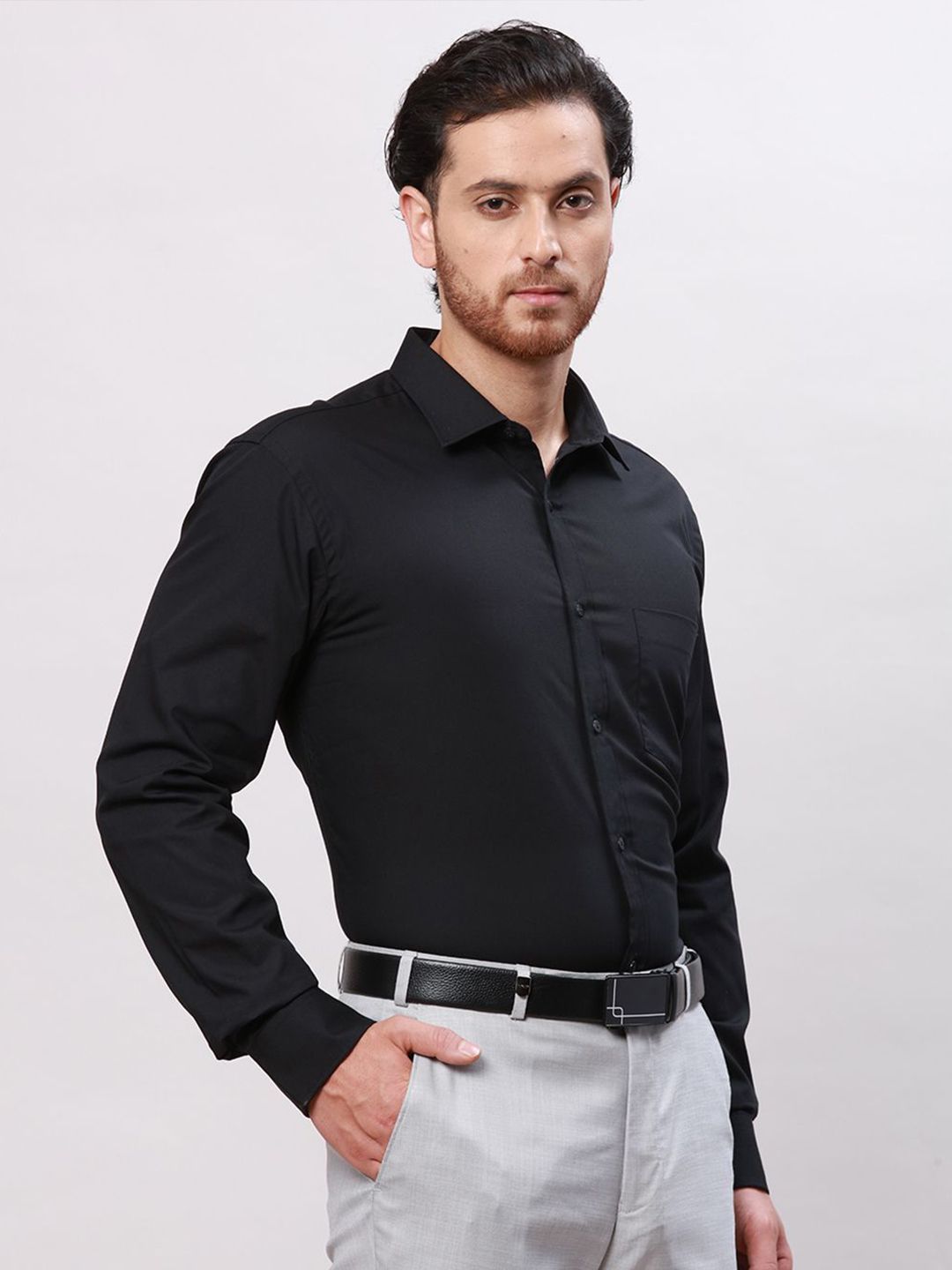 Park Avenue Men Cutaway Collar Solid Cotton Slim Fit Formal Shirt