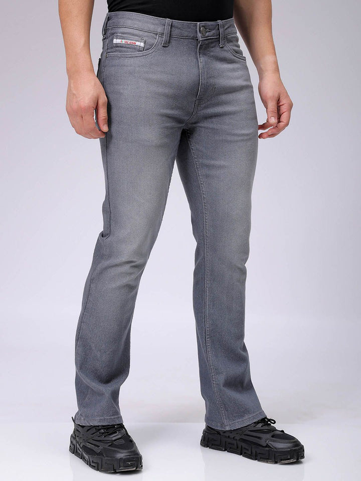 The Indian Garage Co Men Slim Fit Low Distress Light Fade Stretchable Jeans