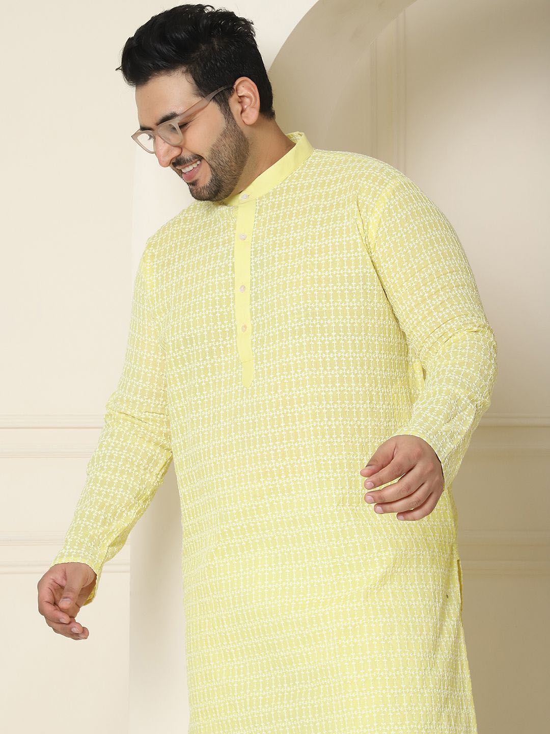 SOJANYA PLUS Ethnic Motifs Embroidered Mandarin Collar Straight Kurta with Pyjamas