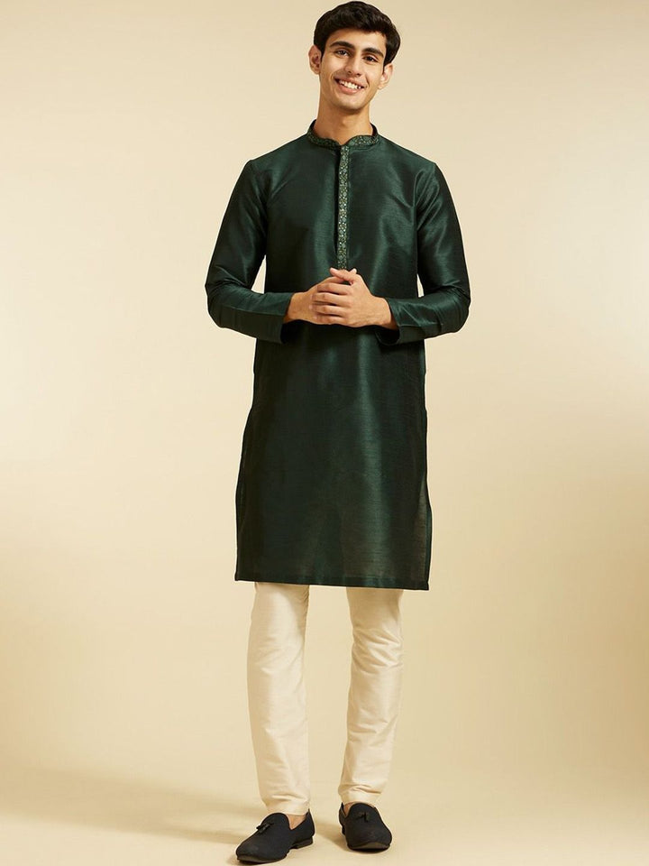 Diwas by Manyavar Floral Embroidered Mandarin Collar Thread Work Straight Kurta