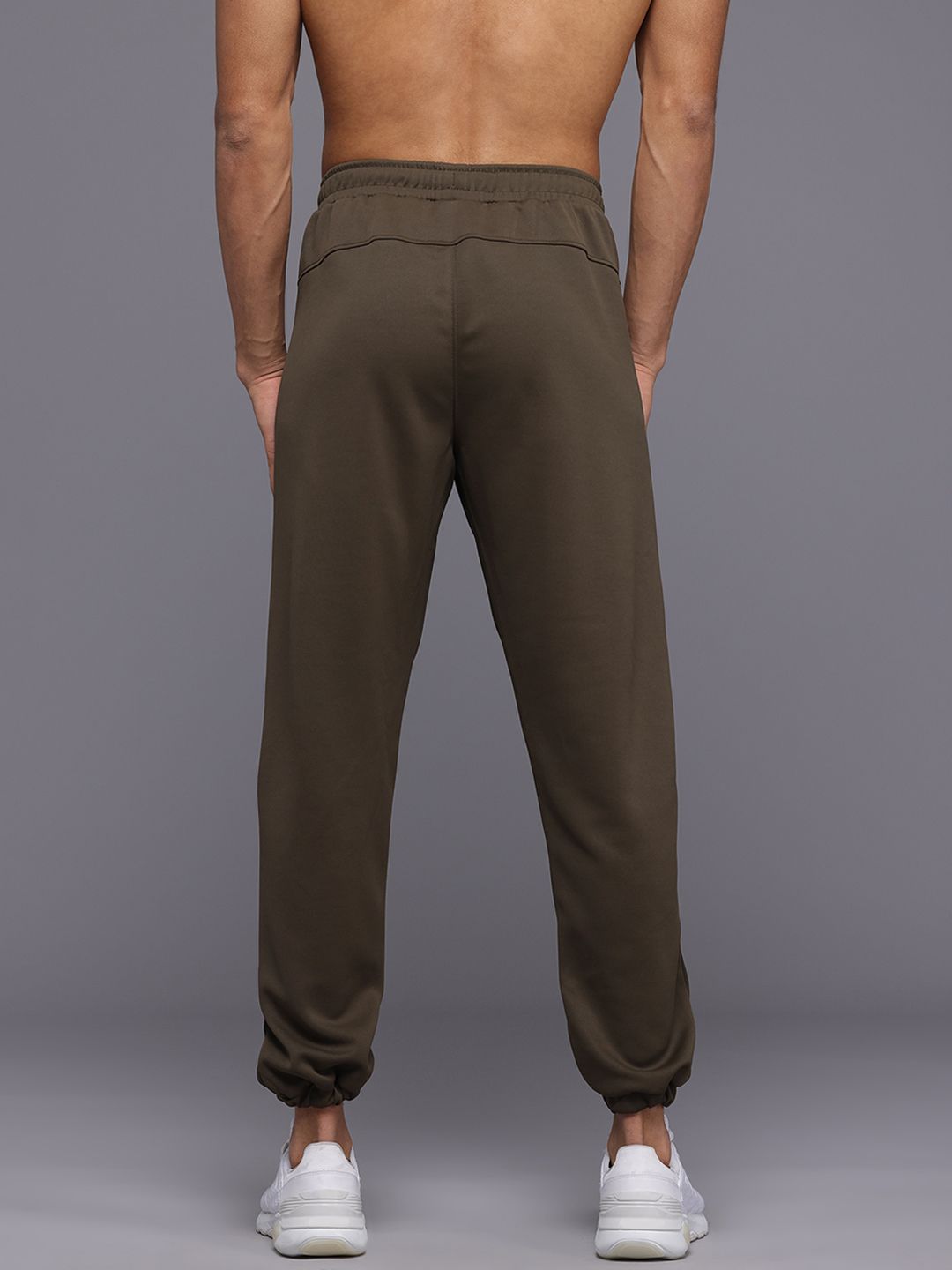 HRX oleh Hrithik Roshan Men Rapid-Dry Training Joggers