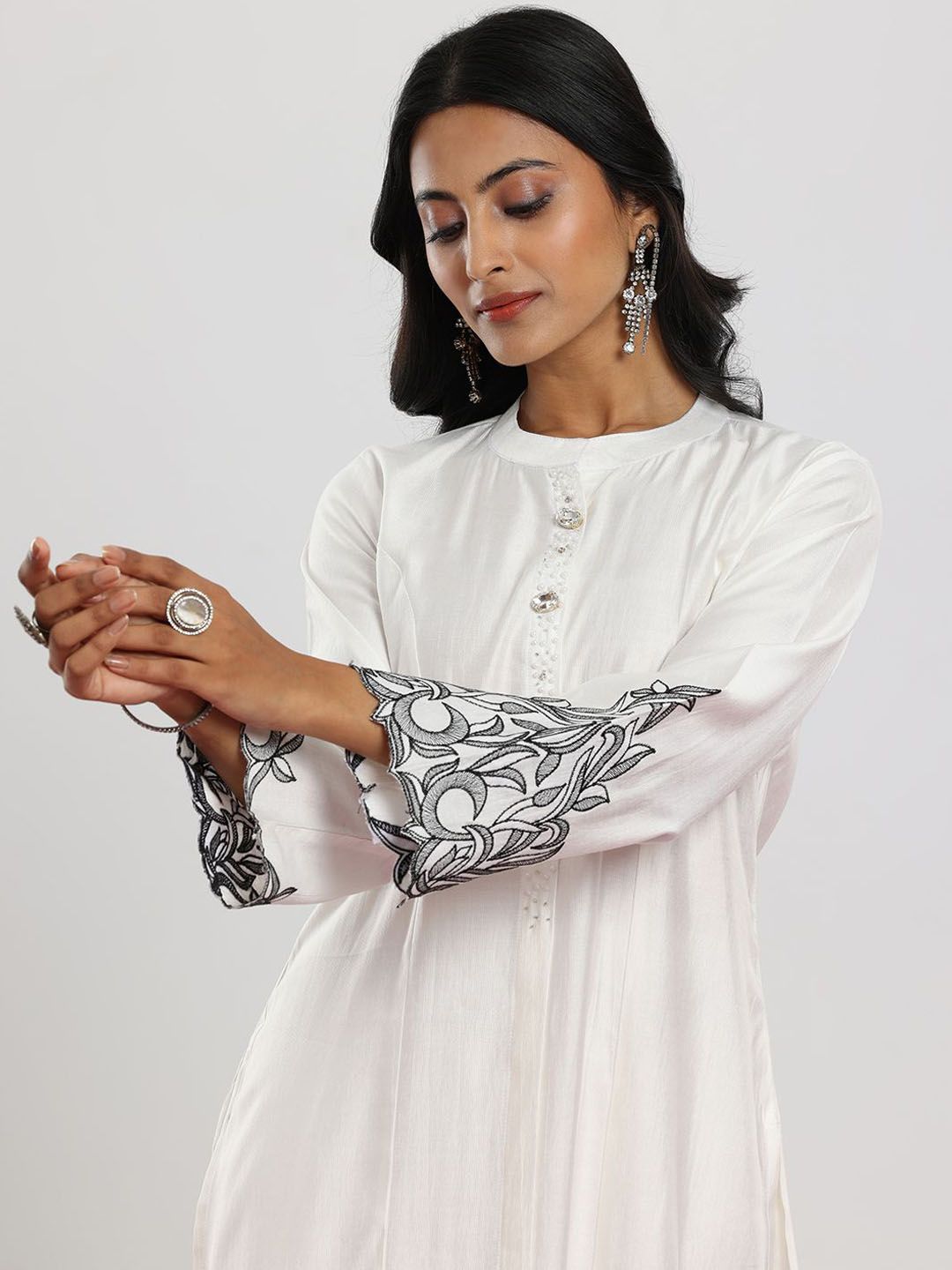 Libas White Floral Embroidered Thread Work Panelled A-Line Kurta with Trouser & Dupatta