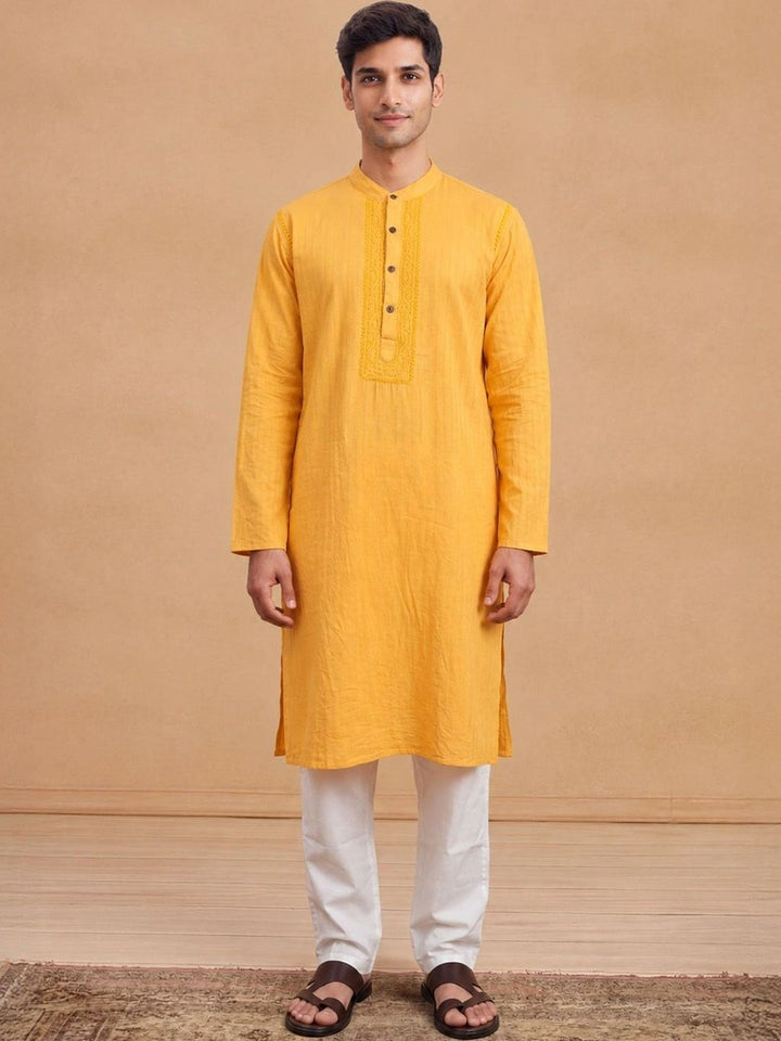 House of Chikankari Men Thread Work Kurta
