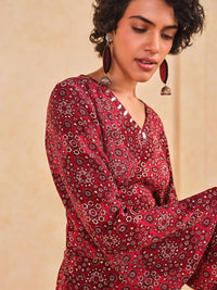 Global Desi Printed V-Neck Top With Palazzo