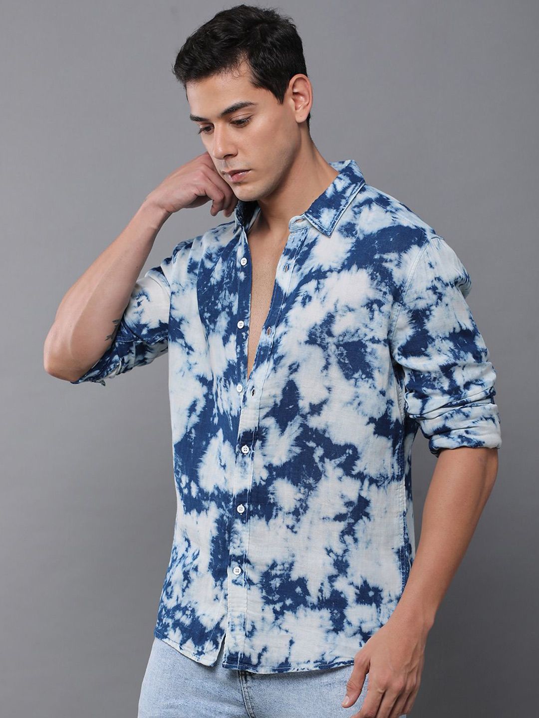 Difference of Opinion Men Standard Opaque Printed Casual Shirt