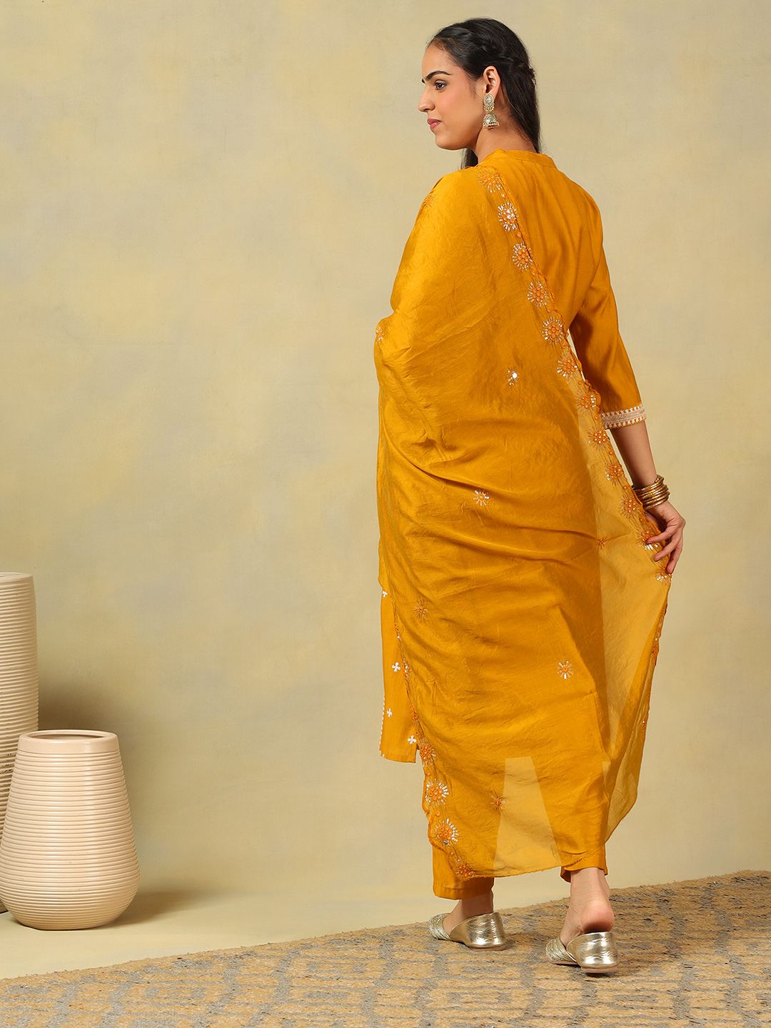 Mamicha Women Ethnic Motifs Embroidered Regular Thread Work Pure Cotton Kurta with Trousers & With Dupatta