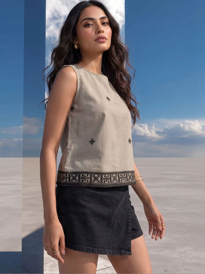 Mamicha Geometric Embroidered Top