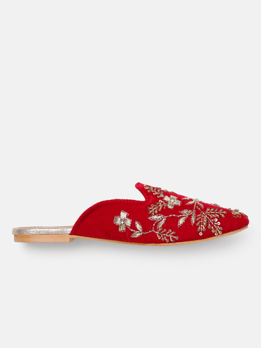 House of Pataudi Women Embellished Ethnic Mules