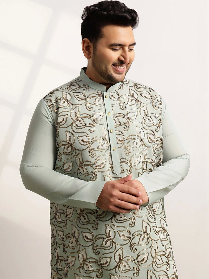 SOJANYA PLUS Men Ethnic Motifs Embroidered Regular Thread Work Kurta with Trousers