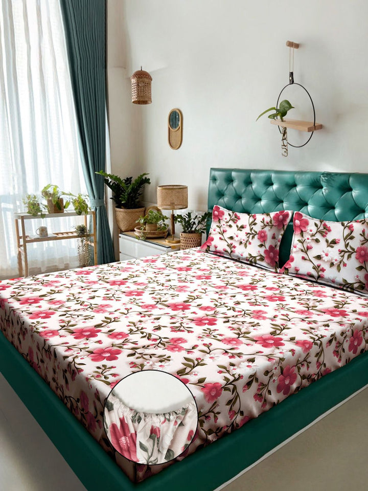 KLOTTHE Cream & Pink Floral Printed Dilengkapi 300 TC King 7D Cadar Dengan 2 Sarung Bantal