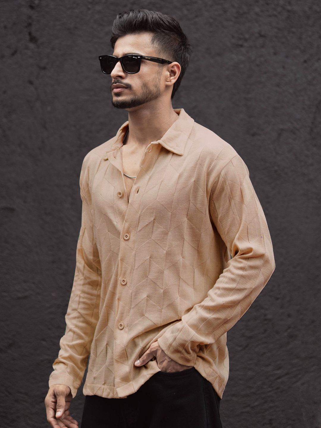Powerlook Men Spread Collar Solid Casual Shirt