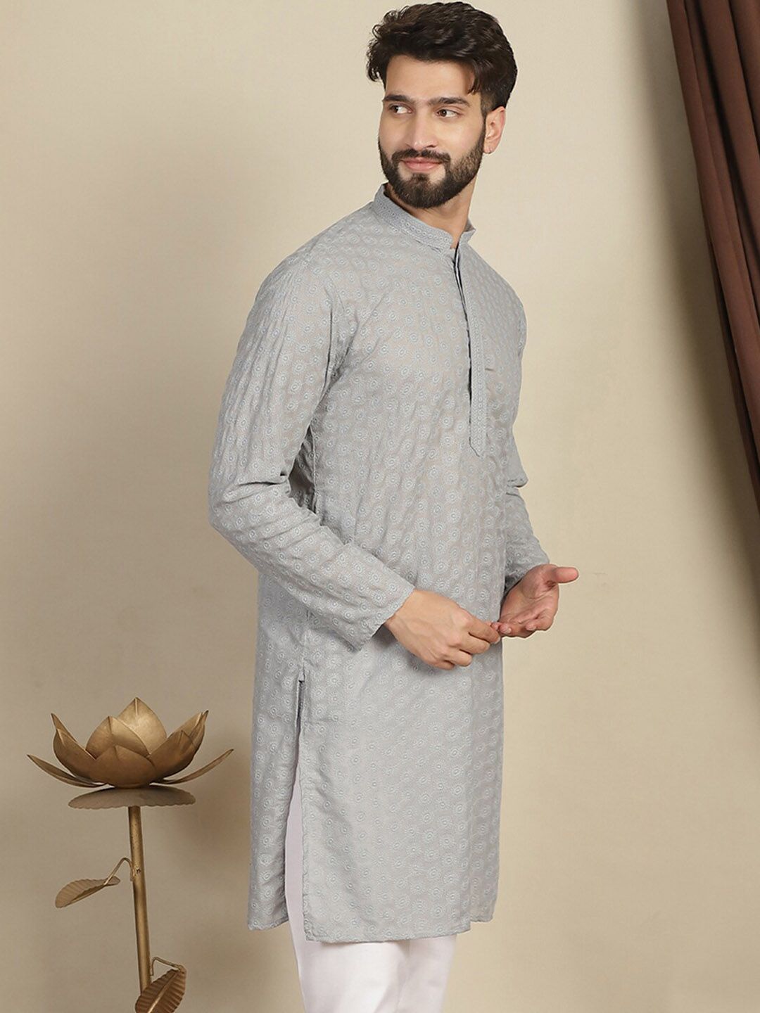 Anouk Motif Etnik Kelabu Bersulam Kolar Mandarin Lengan Panjang Kurta Benang Kapas
