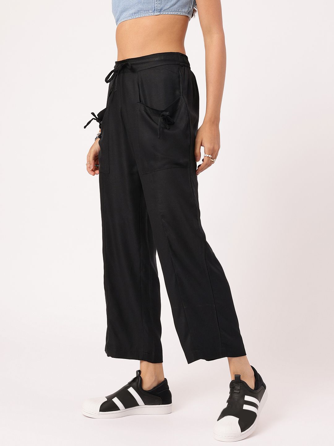 DressBerry Women Urban Influence Relaxed Fit Trousers with Box Pockets