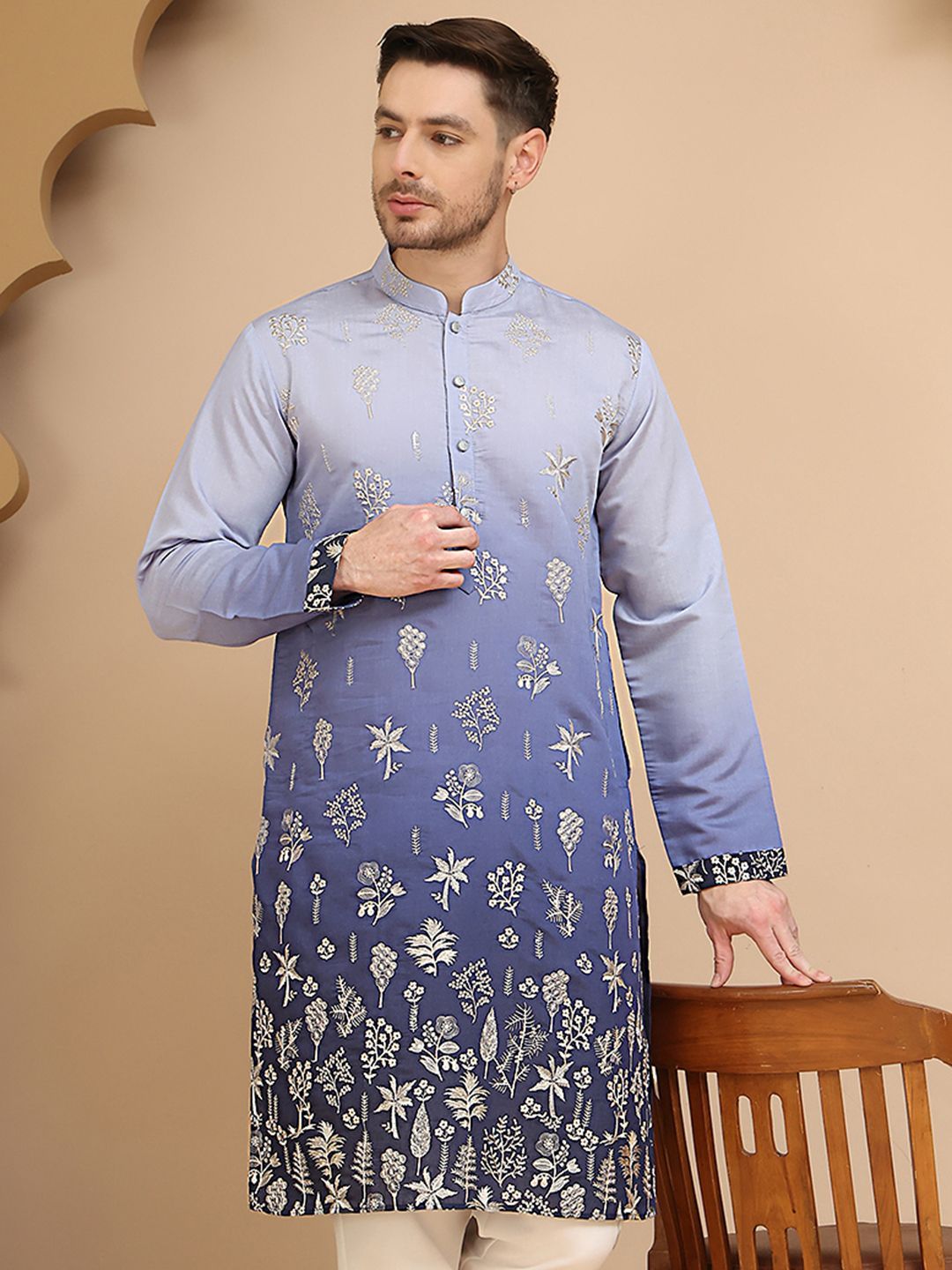 Jompers Men Floral Embroidered Thread Work Floral Kurta