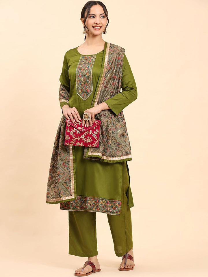 Mamicha Women Ethnic Motifs Embroidered Regular Thread Work Pure Cotton Kurta with Palazzos & With Dupatta