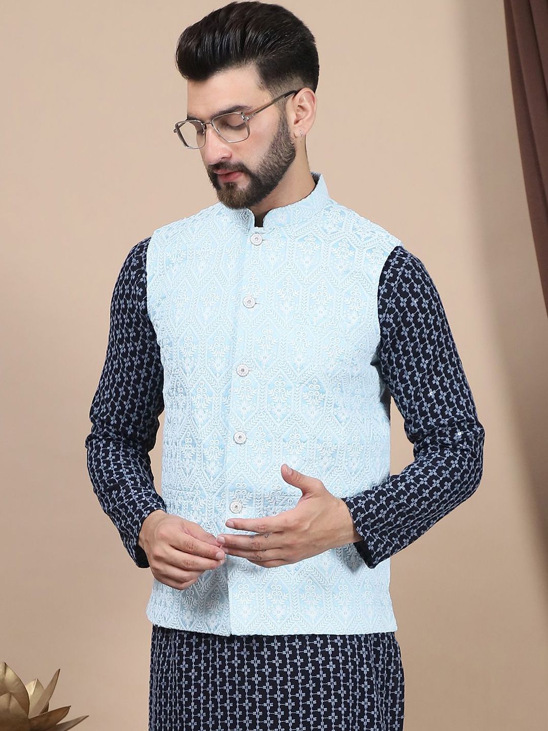 Motif Etnik Kelabu Anouk Bersulam Kapas Tulen Kurta Lurus & Jaket Churidar & Nehru