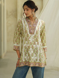 House of Chikankari Women Floral Printed Thread Work Indie Prints Kurta